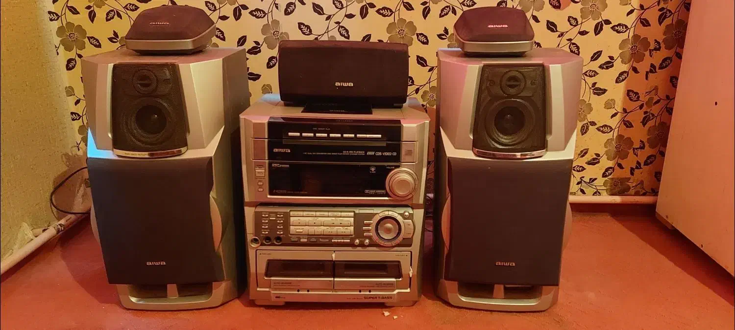 ضبط آیوااصل ژاپن پنج دیسک پنج باند|سیستم صوتی خانگی|میاندوآب, |دیوار