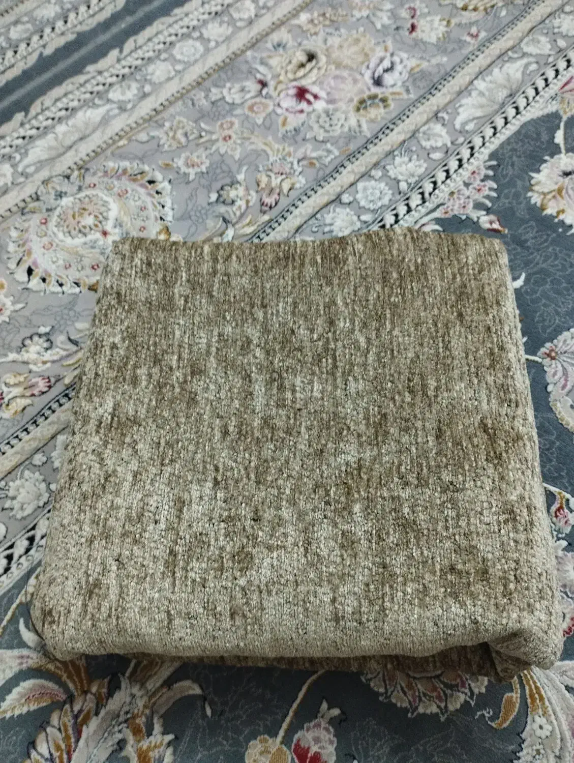 پارچه مبلی|لوازم خیاطی و بافتنی|ملایر, |دیوار