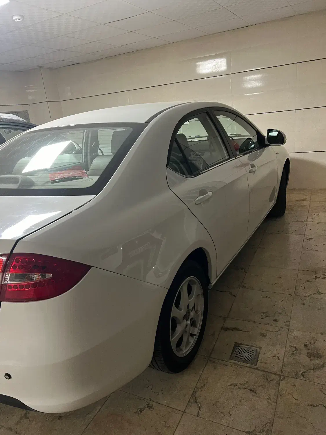 جک j5 سالم و مناسب مصرف کننده|خودرو سواری و وانت|زنجان, |دیوار