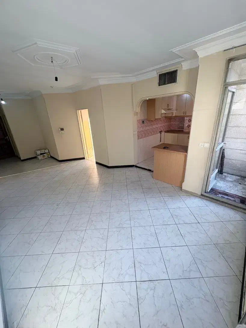 ۵۶متر/دو بر نور/سالن پرده خور/گلبرگ/ایزدی شمالی|فروش آپارتمان|تهران, کرمان|دیوار