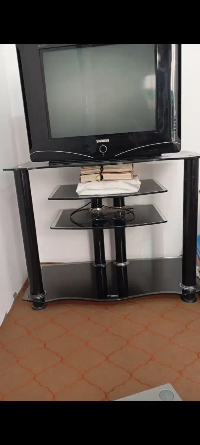 تلویزیون اسنوا|تلویزیون و پروژکتور|قم, ولیعصر|دیوار