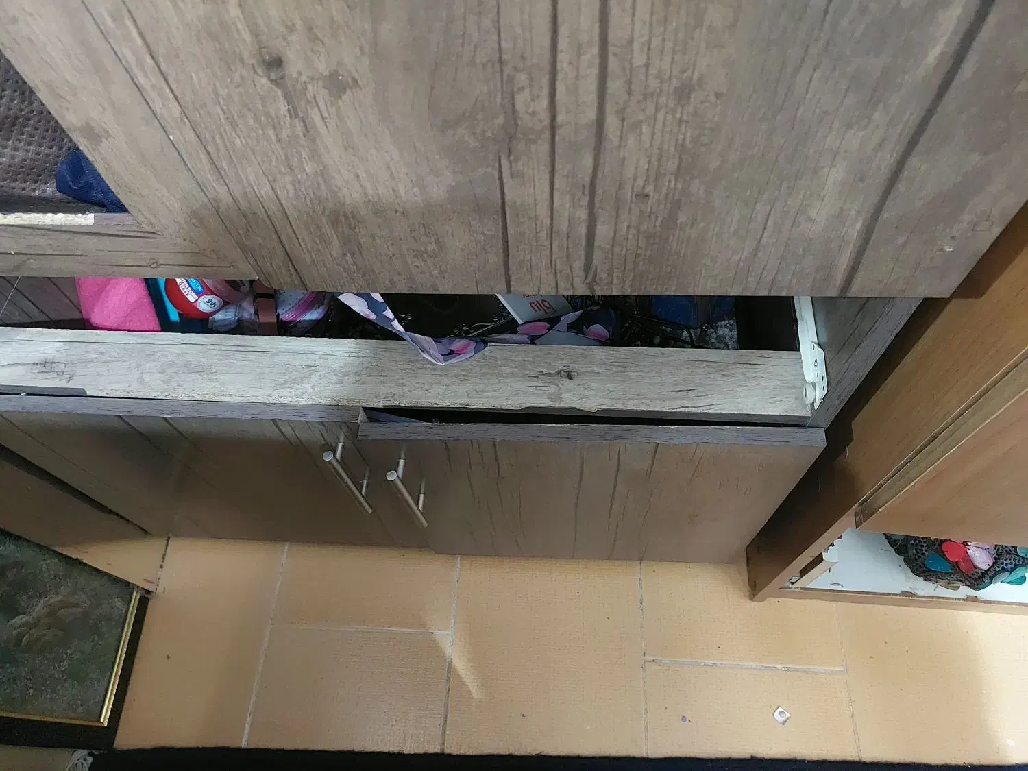 کمدلباسی|جاکفشی، کمد، دراور|کرمان, |دیوار