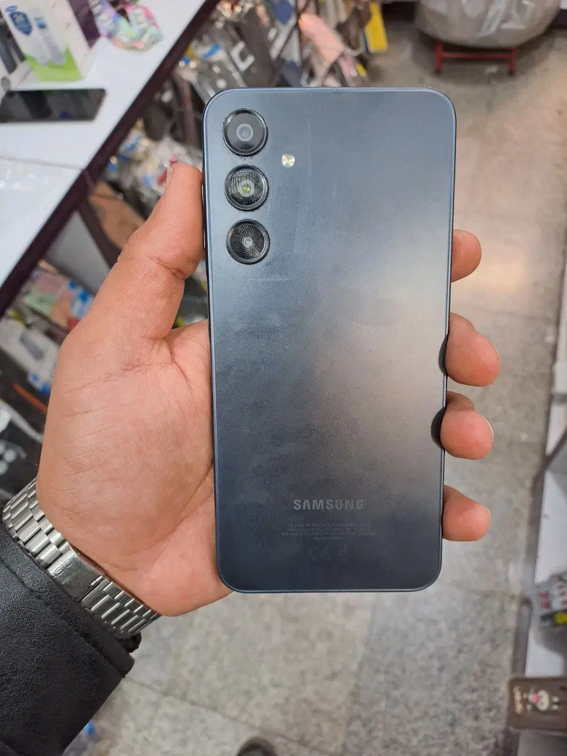 گوشیa16در حد|موبایل|فلاورجان, |دیوار