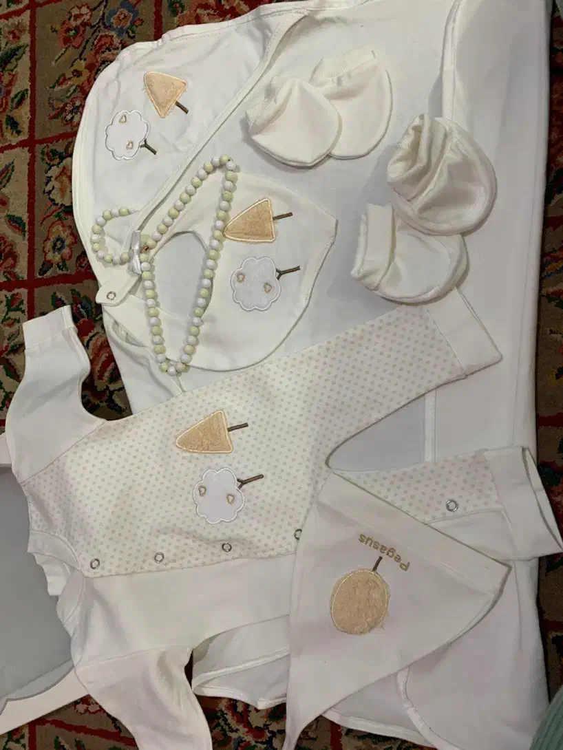 ست بیمارستانی نوزاد نو|کفش و لباس بچه|بجنورد, |دیوار