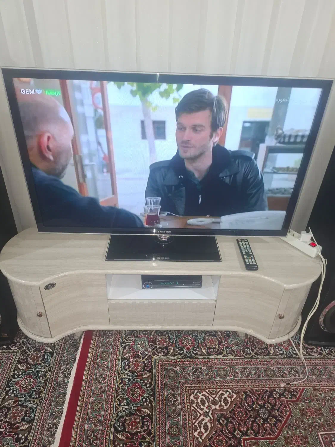 تلوزیون سامسونگ ۴۶اینچ|تلویزیون و پروژکتور|خرمآباد, |دیوار