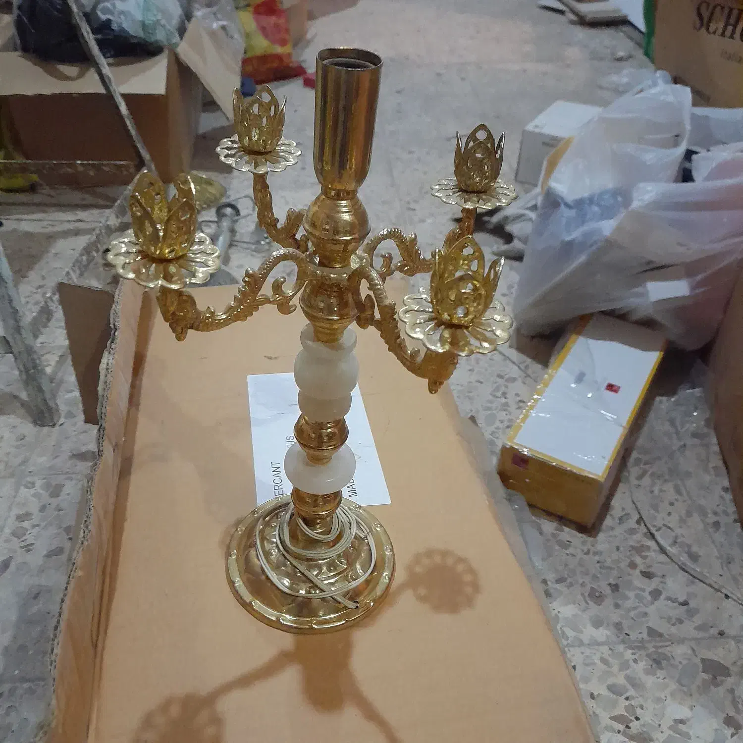 شمعدان تک|لوستر و چراغ آویز|کرمانشاه, |دیوار