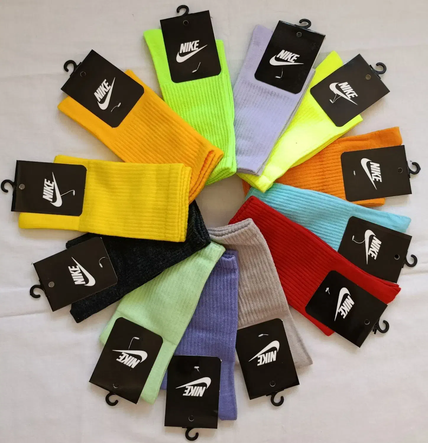 جوراب زنانه و مردانه و ورزشی|لباس|بیرجند, |دیوار