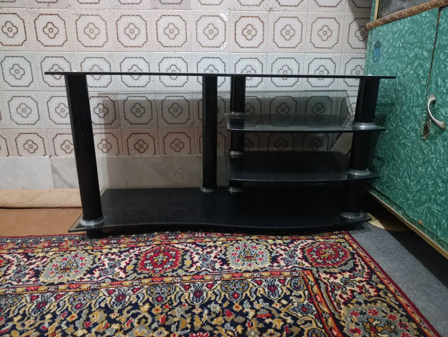 میز شیشه ای تلویزیون|میز تلویزیون|بیرجند, |دیوار