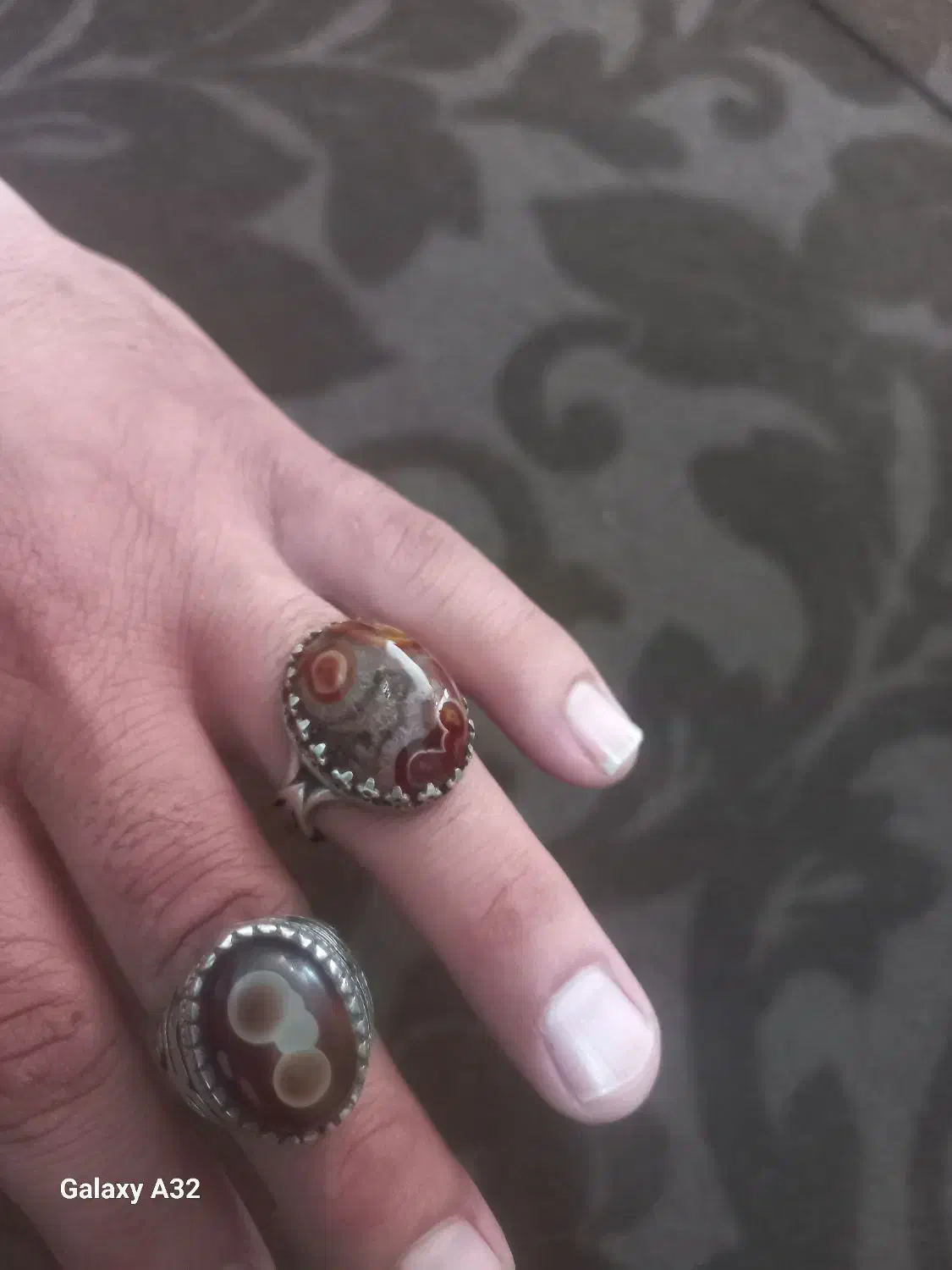 انگشتر قدیمی محبت درجه یک|کلکسیون اشیاء عتیقه|کارون, |دیوار