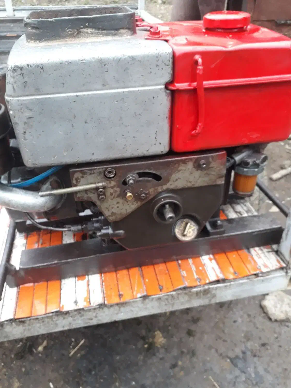 کله تیلر ۴.۵ میستوبیشی ژاپن|اشیا|سیاهکل, |دیوار