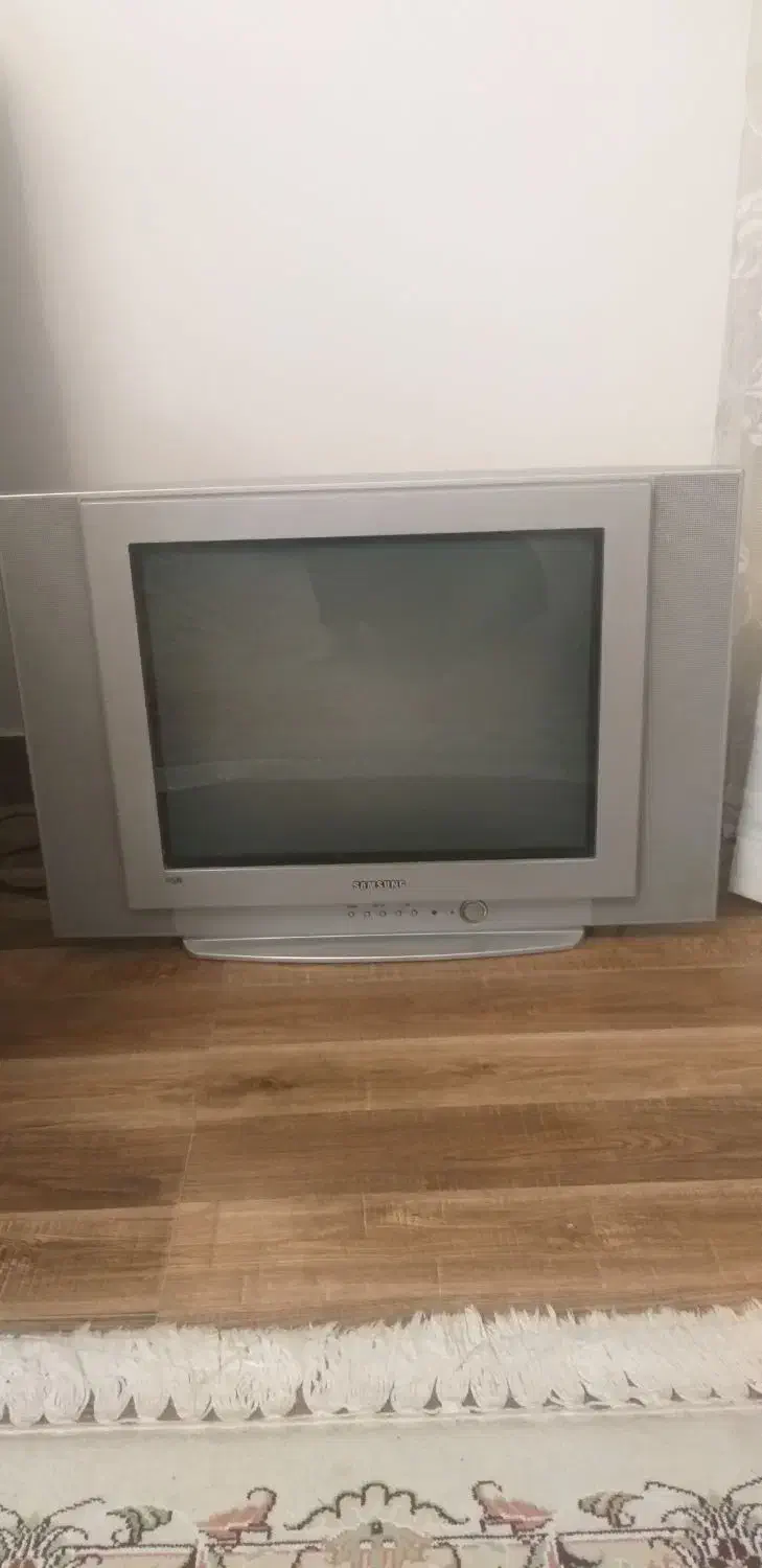 فروش یک عدد تلویزیون صفحه تخت|تلویزیون و پروژکتور|گرگان, |دیوار