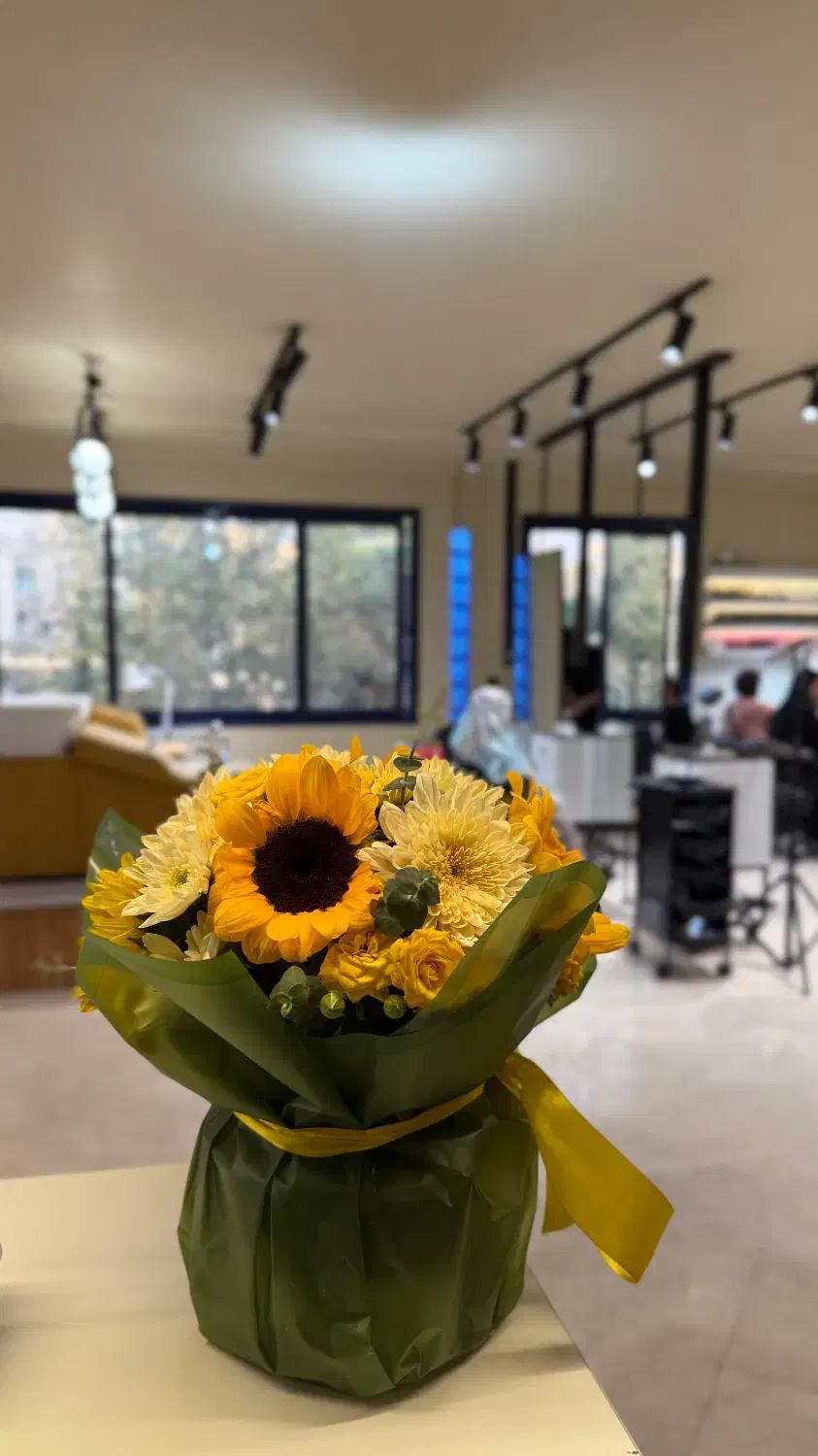 اجاره صندلی میکاپ آرتیست و فیشالیست نزدیک مترو|خدمات آرایشگری و زیبایی|تهران, میرداماد|دیوار