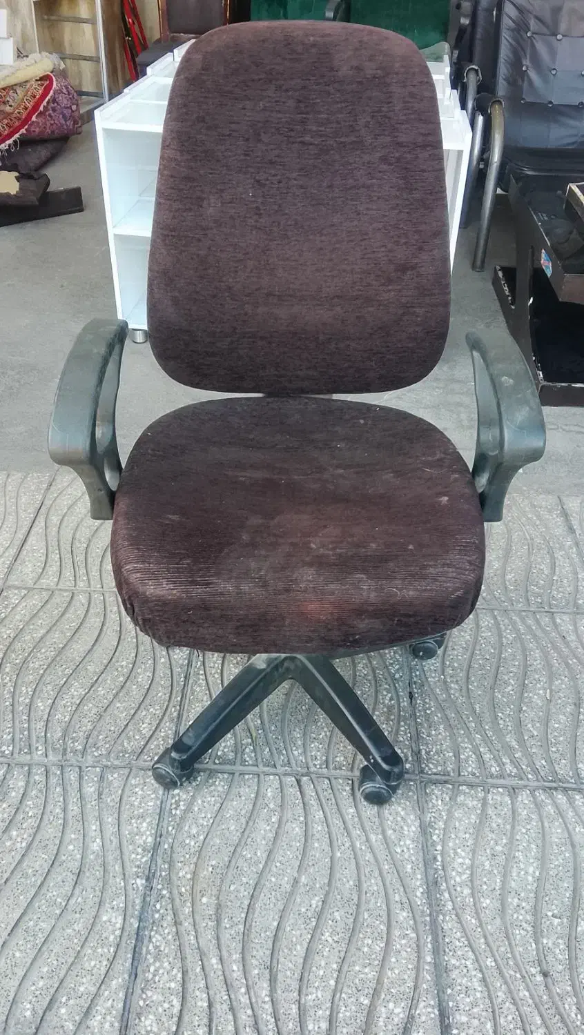 صندلی چرخ دار|صندلی و نیمکت|یزد, |دیوار