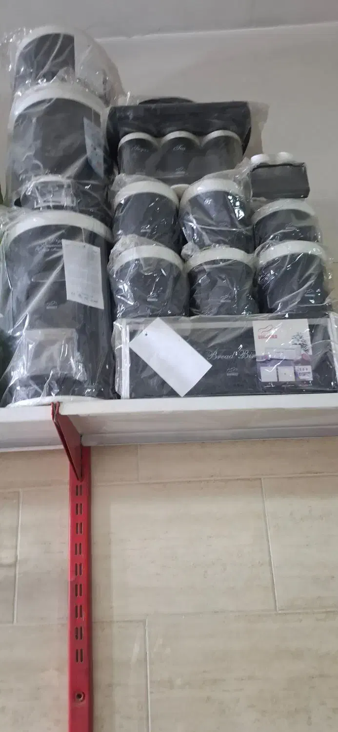 بهازکالا۲۳ پارچه قیمت پارسال|ظروف نگهدارنده، پلاستیکی، یک‌بارمصرف|تهران, بهارستان|دیوار