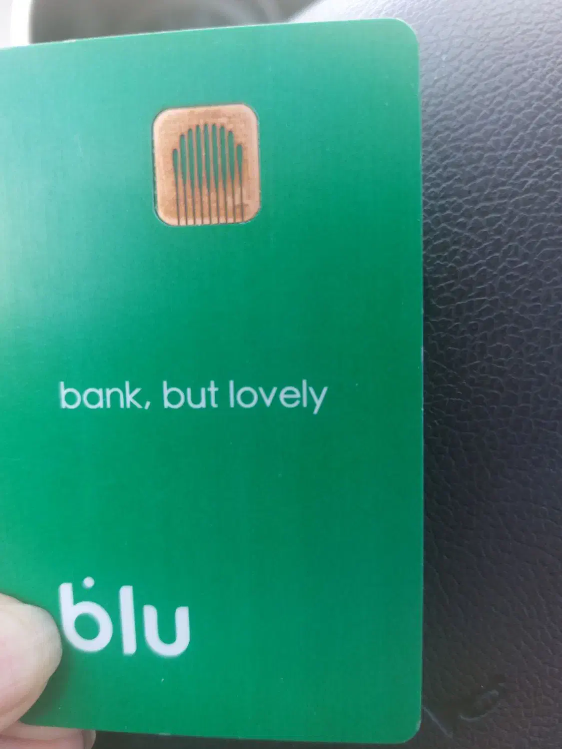 کیف ومدارک گمشده بنام عالمی|اشیا|رشت, چمارسرا|دیوار