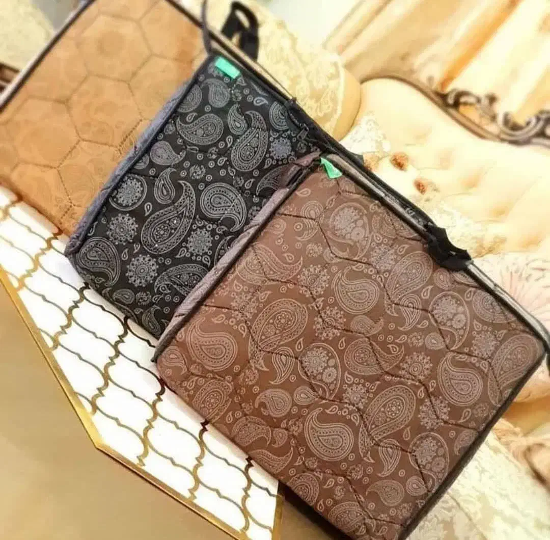 زیر انداز|روفرشی|بروجرد, |دیوار