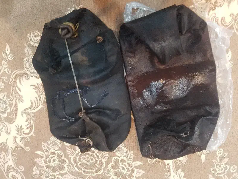 یک عدد کنه و یک عدد مشک|کلکسیون و سرگرمی|ایوان, |دیوار