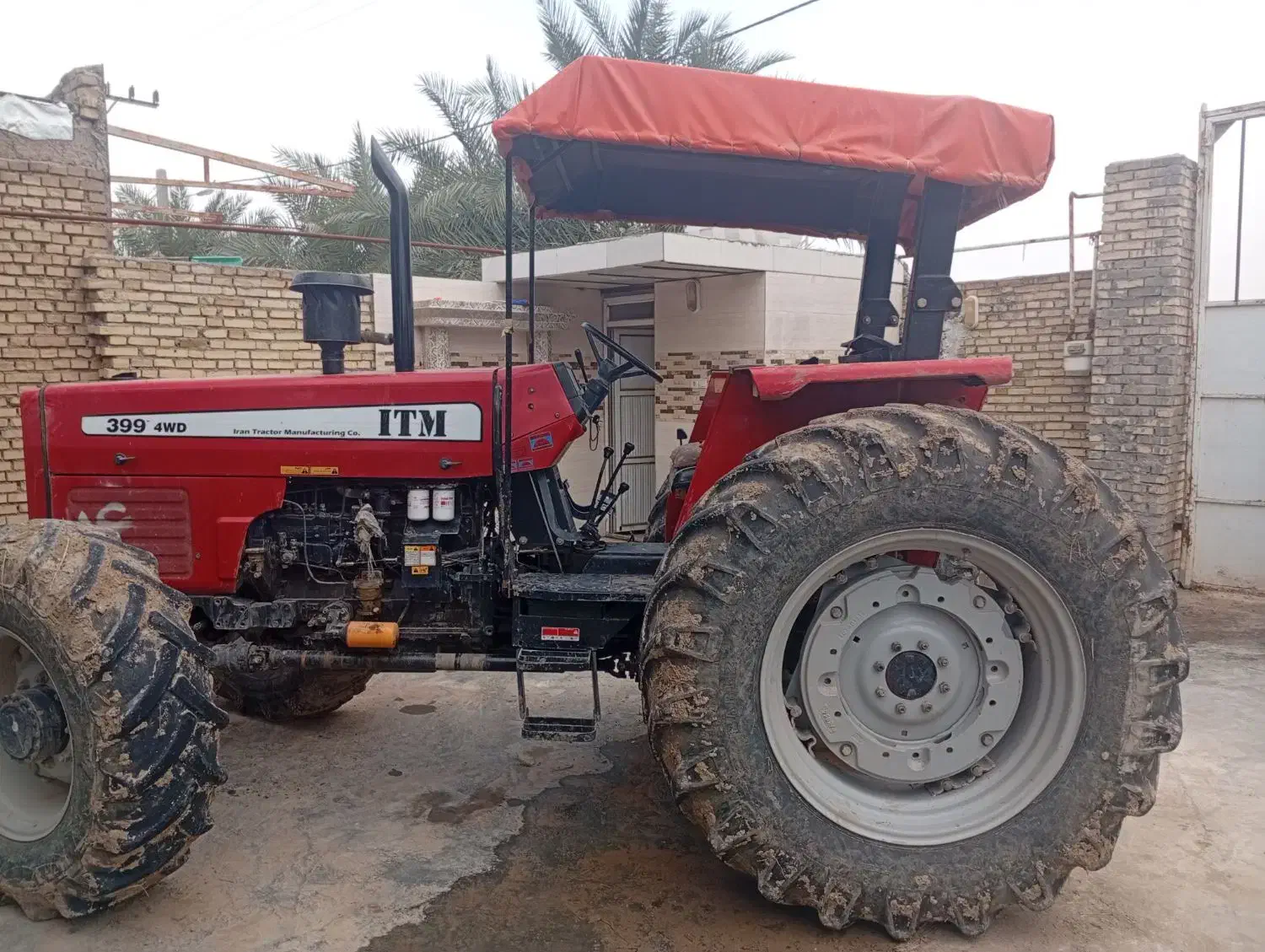 دغاغله|خودرو سنگین|باوی, |دیوار