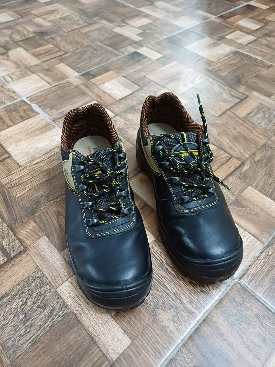 کفش کار چرم|کیف، کفش، کمربند|شهریار, شهریار|دیوار