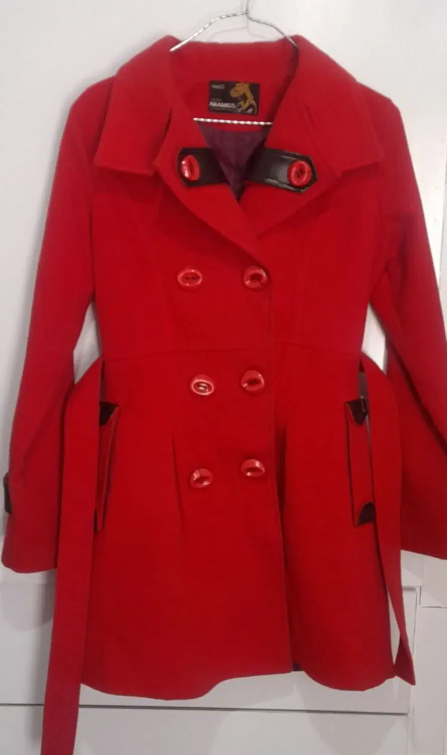 پالتو|لباس|کرمان, |دیوار