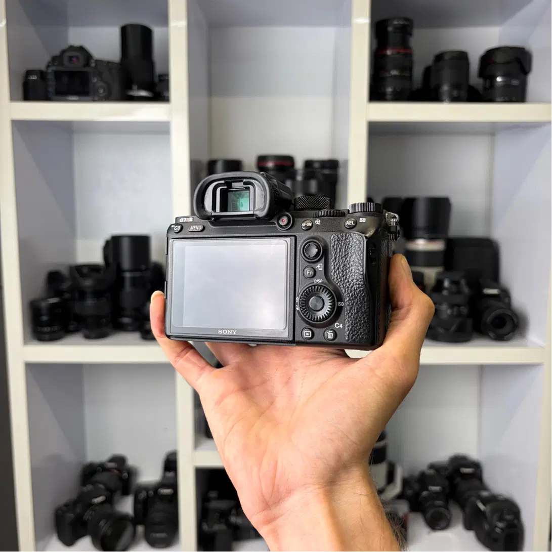 Sony a7R III|دوربین عکاسی و فیلم‌برداری|تهران, فردوسی|دیوار