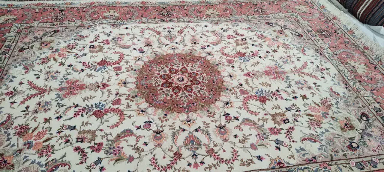 فرش زیبای دستبافت طرح تبریز ۹ متری|فرش|مشهد, شریف|دیوار