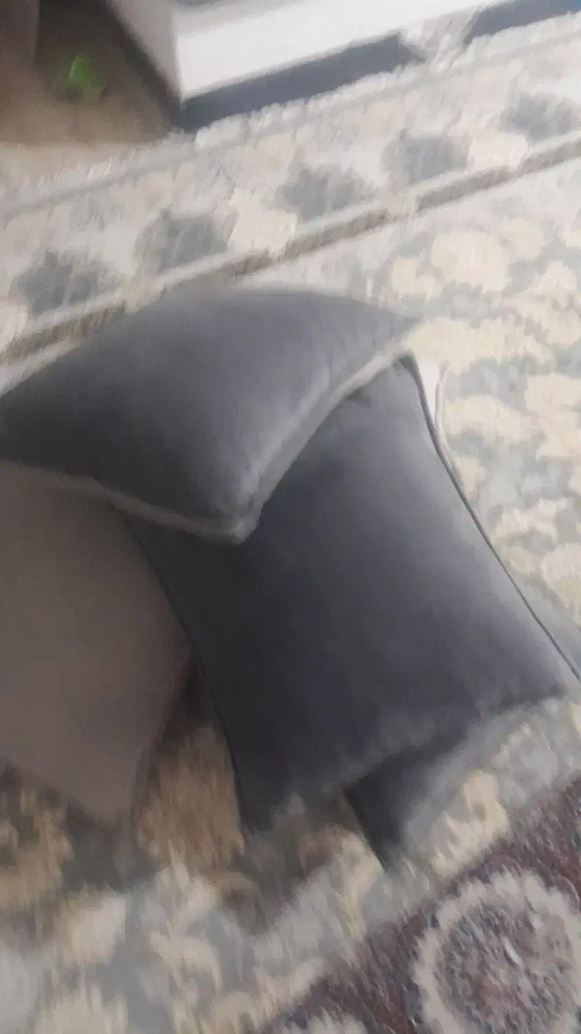 کوسن|رختخواب، بالش، پتو|خرم‌آباد, |دیوار