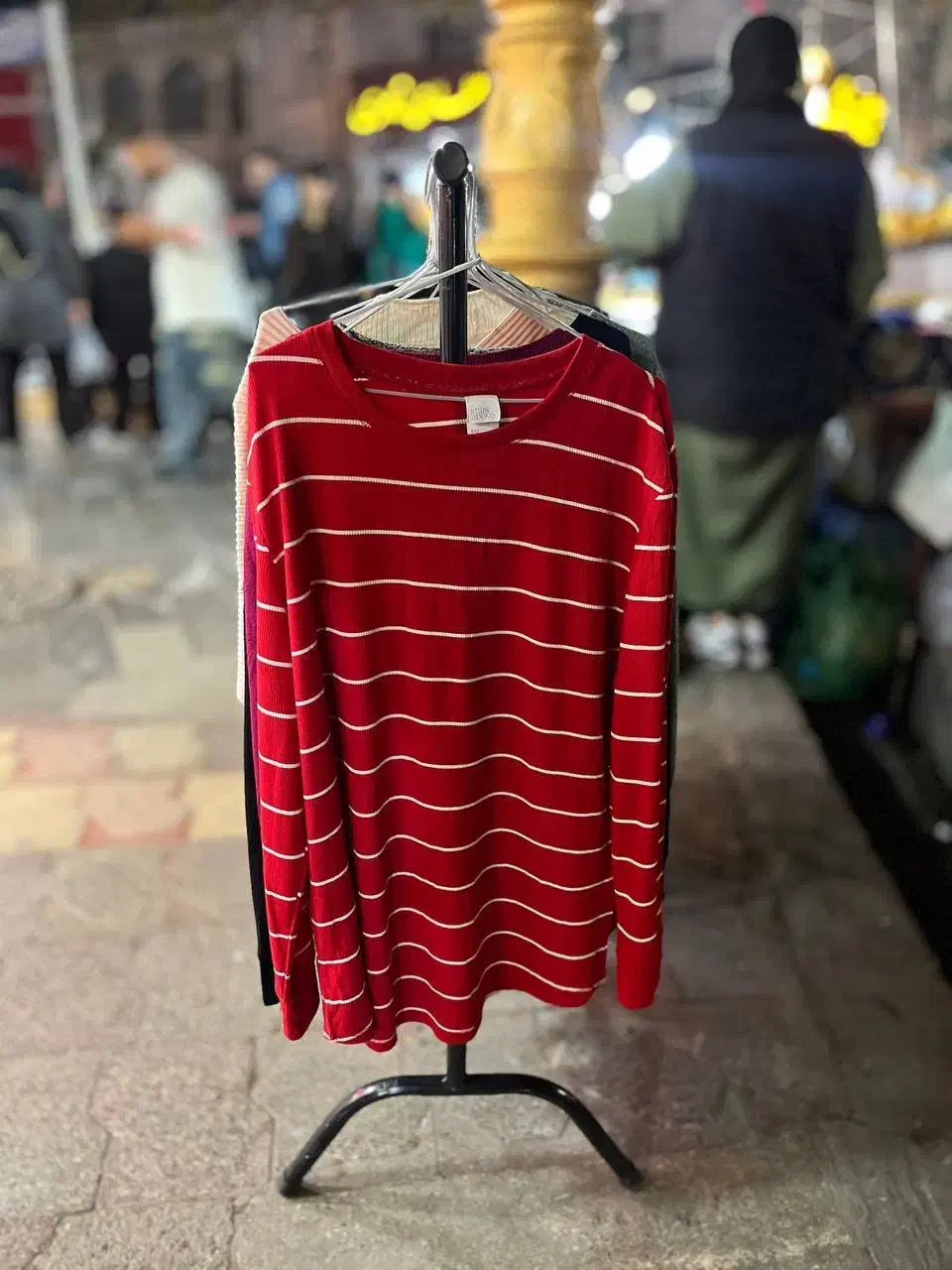 بافت زنونه استوک درجه یک کیفیت اروپایی|لباس|بابل, |دیوار