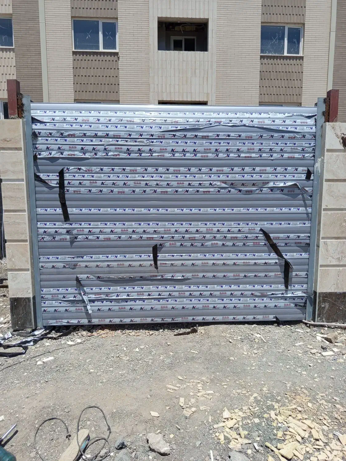 خدمات و نصب درب کرکره برقی|خدمات پیشه و مهارت|بیرجند, |دیوار