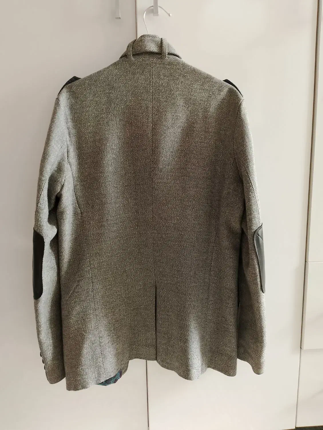 کت تک|لباس|تهران, شهید رجایی|دیوار