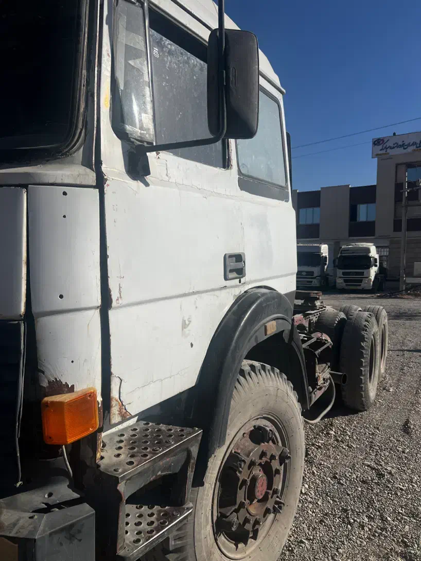 ایویکو‌کشنده ۳۳۰اوراقی|خودرو سنگین|تهران, آرژانتین|دیوار