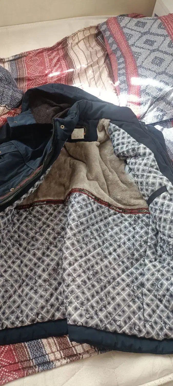 سلام یک عدد کاپشن برزنت به فروش میرسد|لباس|شاهینشهر, شهرک گلدیس|دیوار