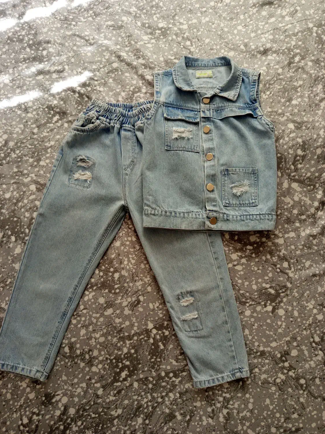 لباس بچگانه|کفش و لباس بچه|اراک, |دیوار