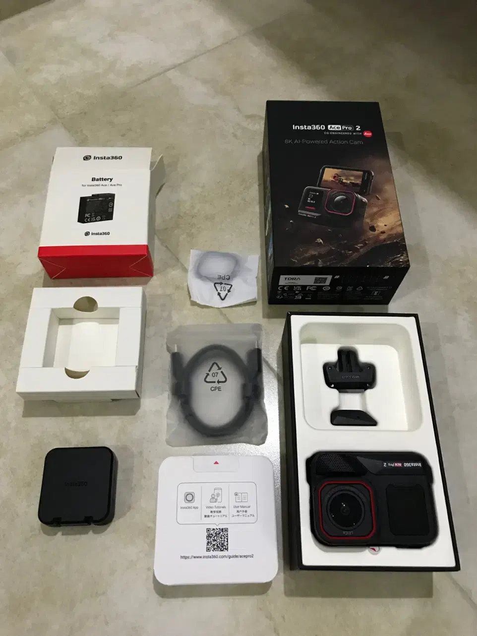 دوربین Insta360 Ace Pro 2 همراه با باتری اضافه|دوربین عکاسی و فیلم‌برداری|تهران, بهداشت|دیوار