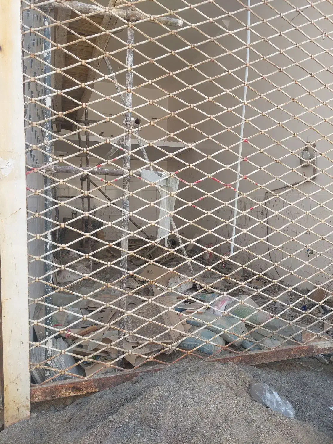 مغازه فروشی ۳۰ متر بلوار رسالت|فروش مغازه و غرفه|نیشابور, شهید بهشتی|دیوار