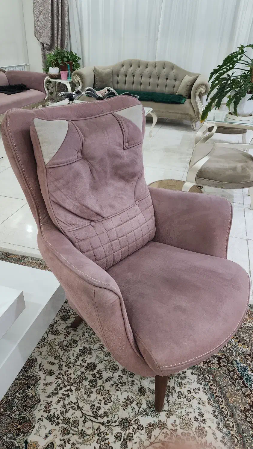 نیم ست کاناپه راحتی و ۲ صندلی|مبلمان خانگی و میز عسلی|کرج, گلشهر|دیوار