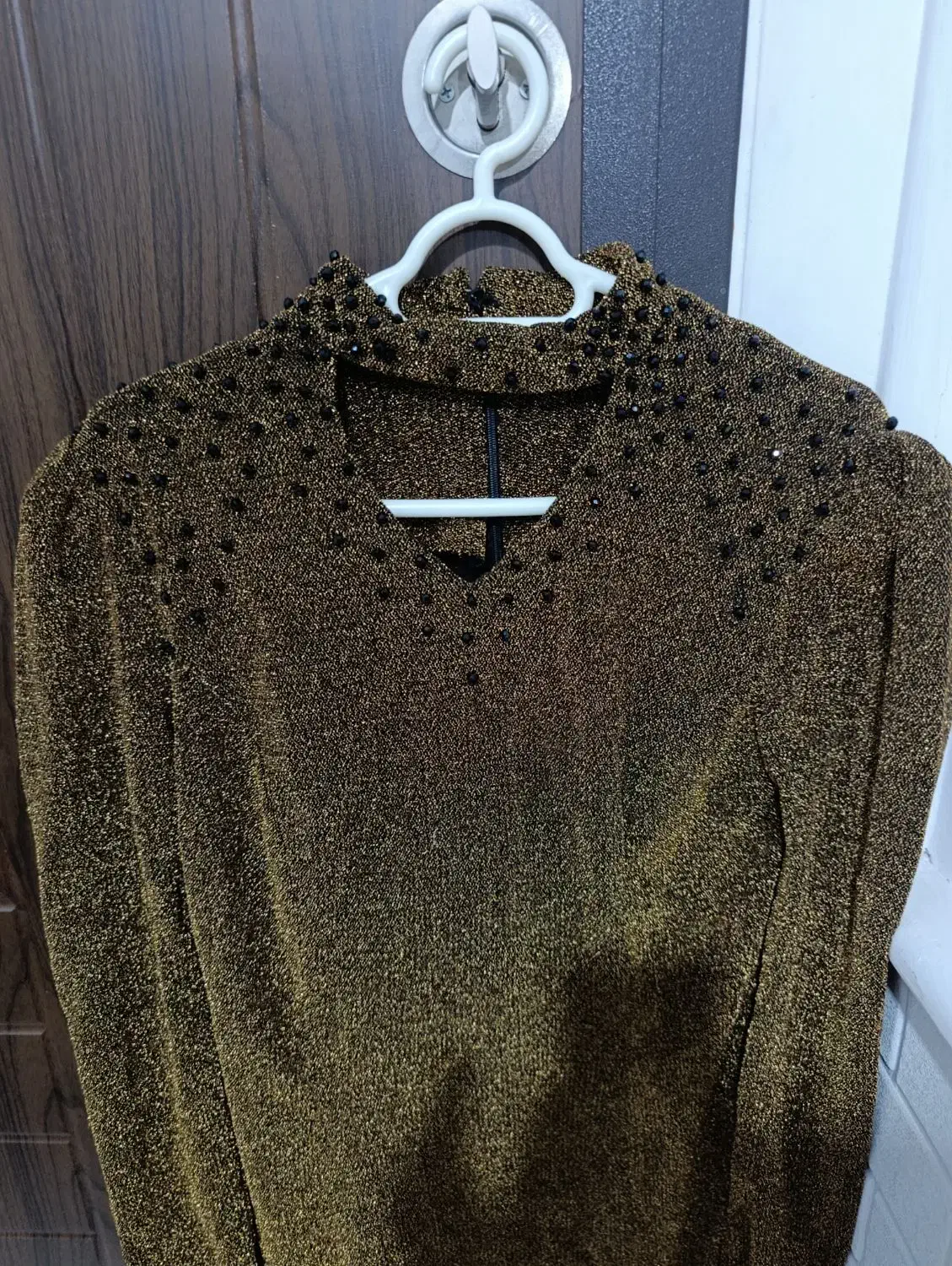 لباس مجلسی|لباس|مشکین‌دشت, |دیوار