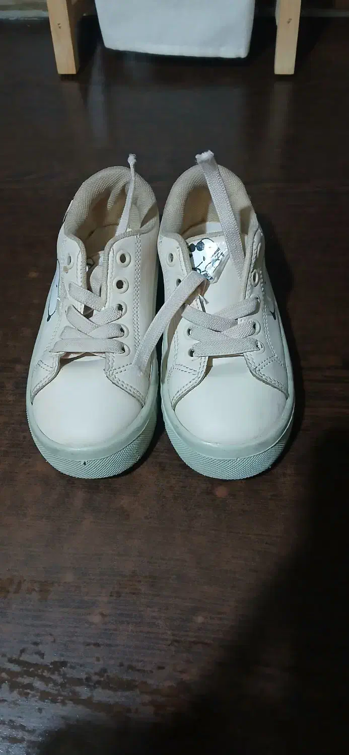 کفش اسپرت سایز 26|کفش و لباس بچه|ورامین, ورامین|دیوار