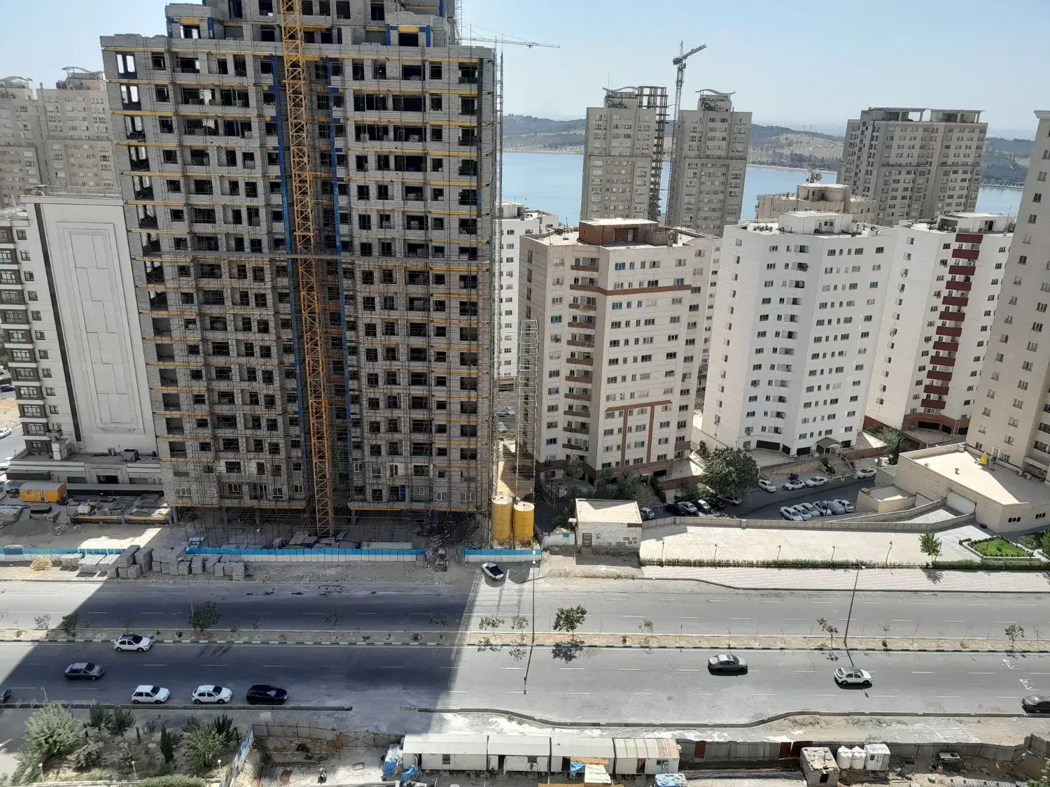 فروش فوری ۸۳ متری فول امکانات نزدیک دریاچه چیتگر|فروش آپارتمان|تهران, چیتگر شمالی|دیوار