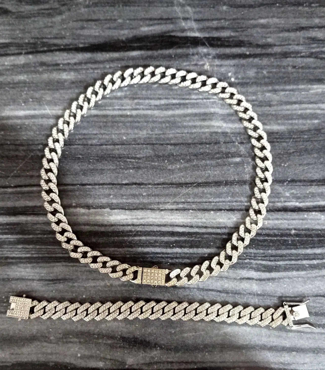 ست گردنبند و دستبند فول نگین|بدلیجات|بوشهر, |دیوار