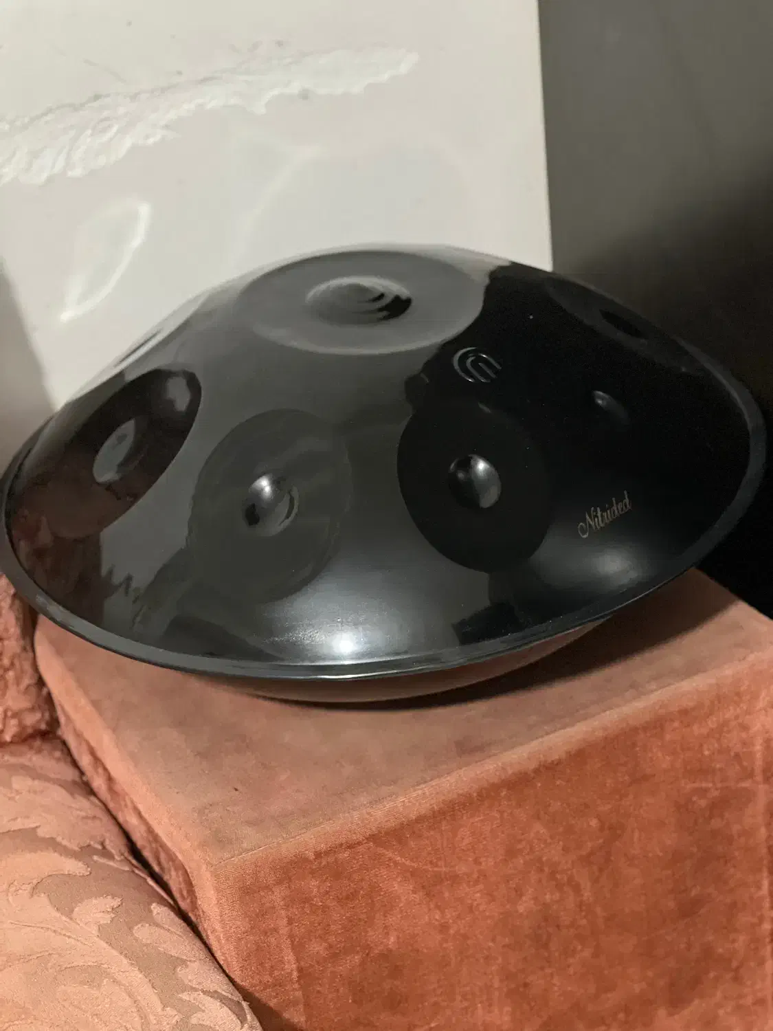 هنگدرام در حد نو|درام و پرکاشن|ساری, |دیوار