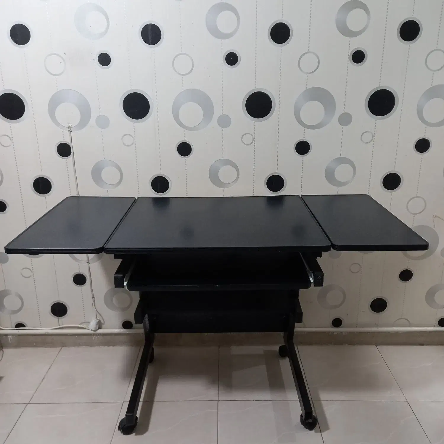 میز کامپیوتر|میز تحریر و کامپیوتر|فردیس, قریشی|دیوار