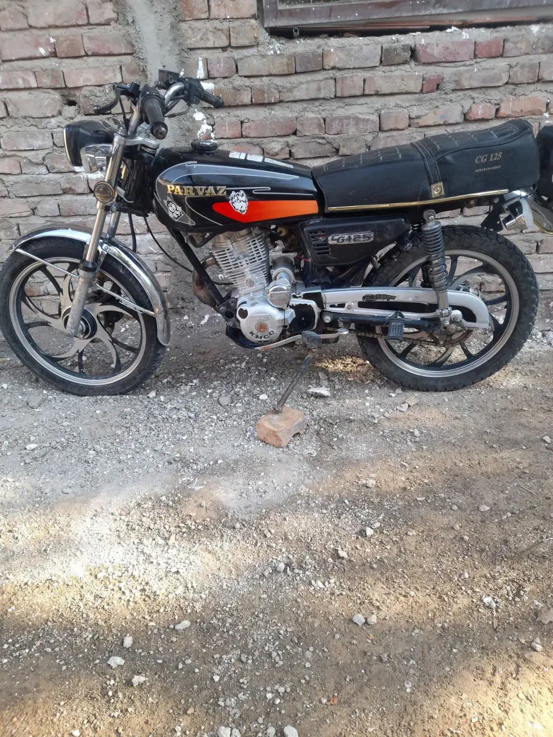 موتور|موتورسیکلت|خاش, |دیوار