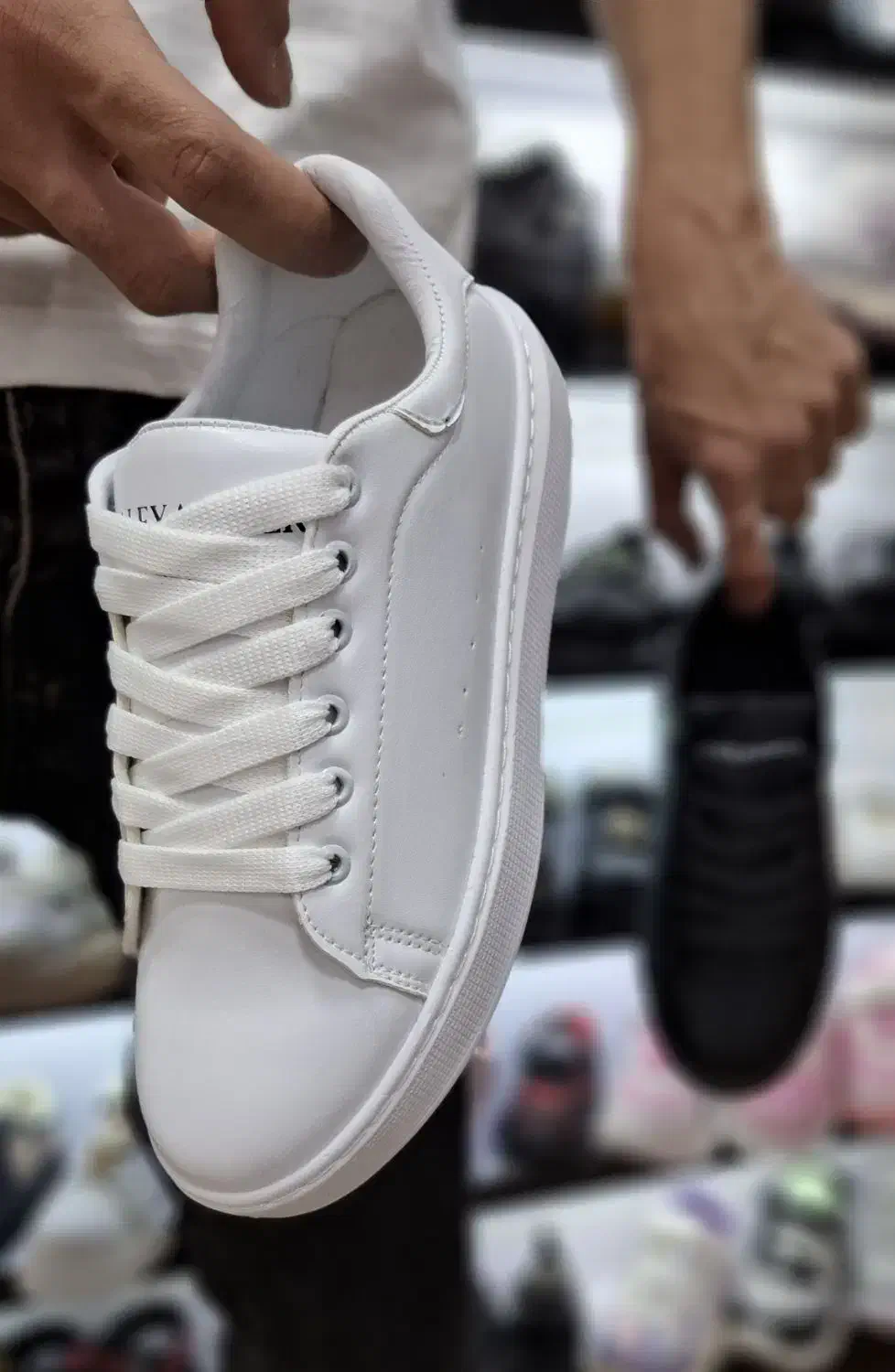 کتونی ونس ست زنانه مردانه دوردوزی شده|کفش و لباس بچه|قم, شهر قائم|دیوار