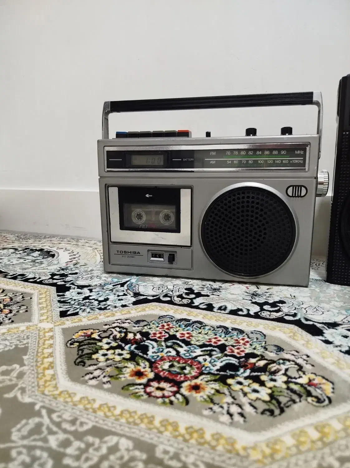 رادیو ضبط توشیبا ساعت دار بدونه|کلکسیون اشیاء عتیقه|بوکان, |دیوار
