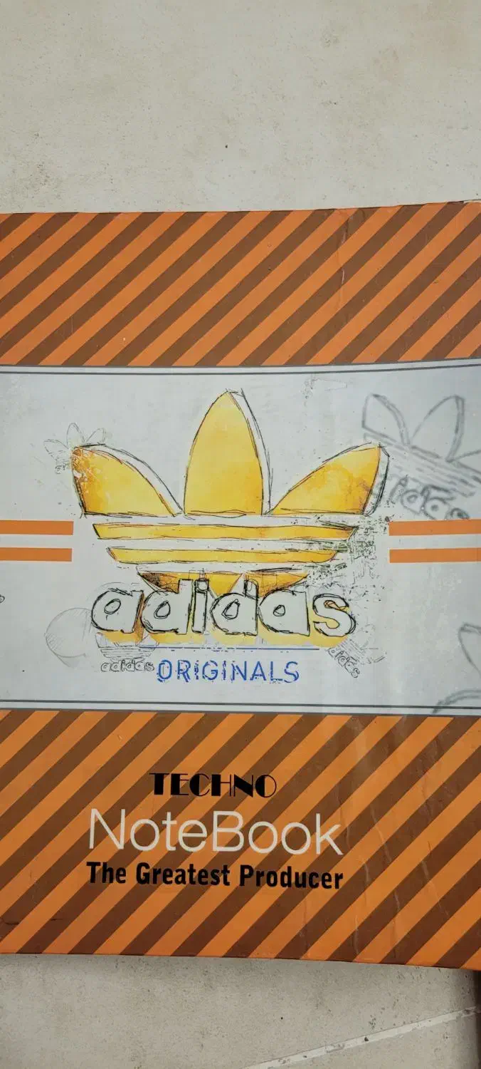 تعدادی کلاسور و سر رسید|لوازم التحریر|شیراز, صنایع الکترونیک|دیوار