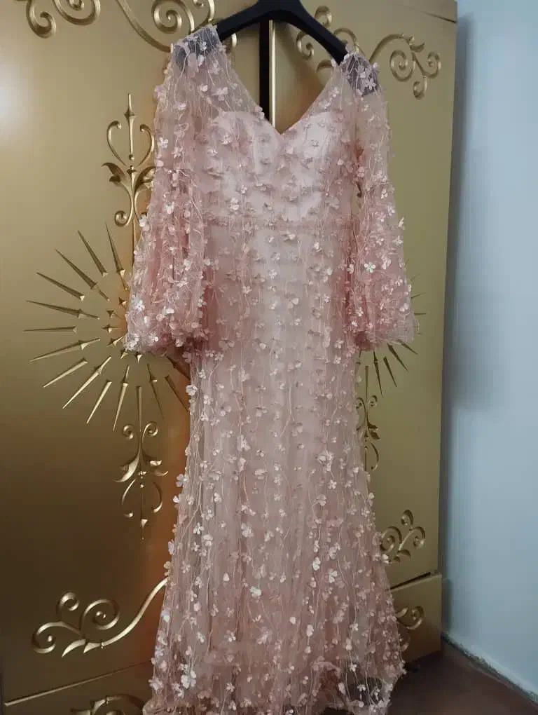 پیراهن مجلسی|لباس|مرند, |دیوار