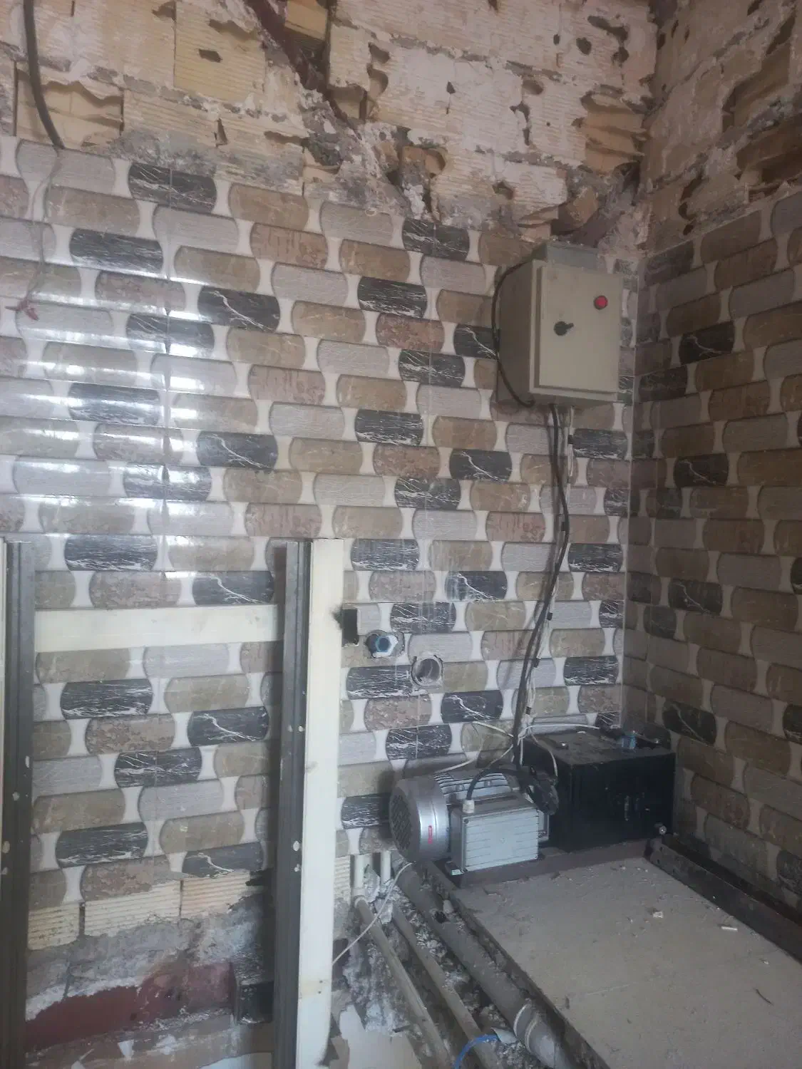 بالابر هیدرولیک، وینچ|خدمات پیشه و مهارت|لاهیجان, خمیر کلایه|دیوار