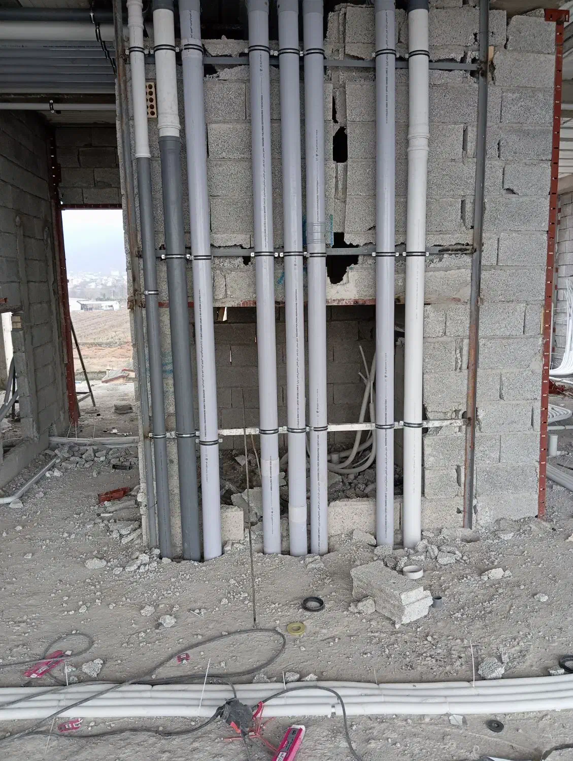 تاسیسات لوله کشی ساختمان|خدمات پیشه و مهارت|صومعهسرا, |دیوار