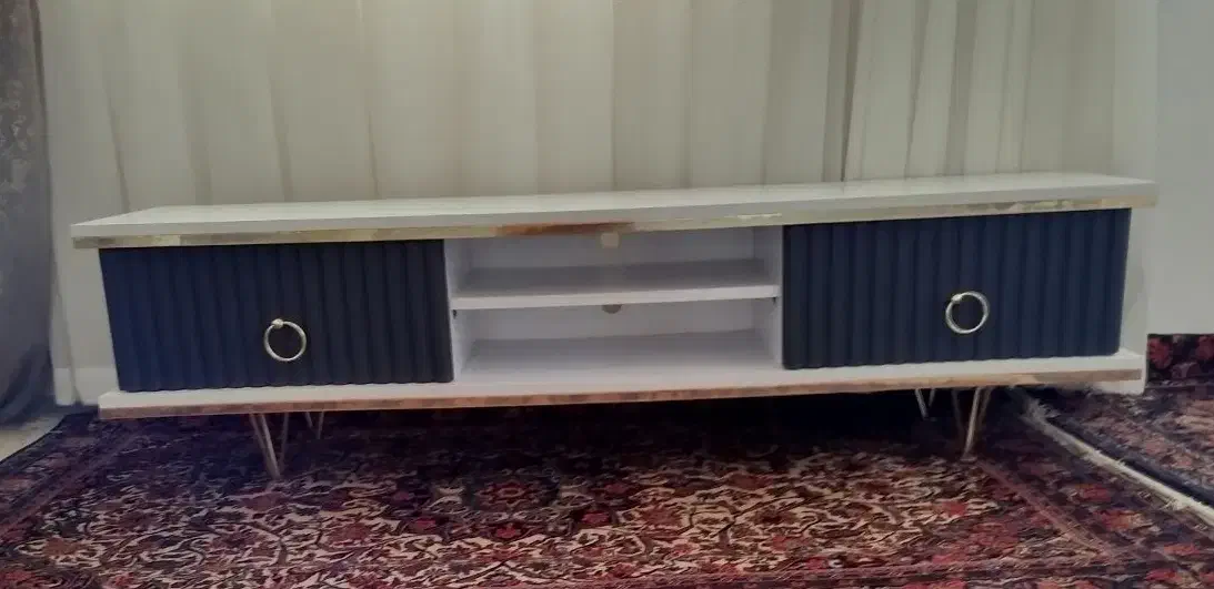 زیر تلویزون در حد نو|میز تلویزیون|بیجار, |دیوار